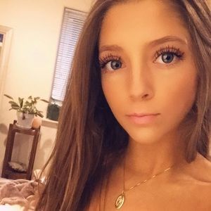 Meet your Posher, Arianah